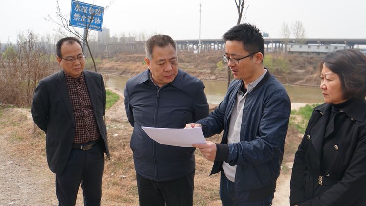 集团向导金辉赴泾阳工业基地就工业结构调解、、重点项目推进等举行事情调研